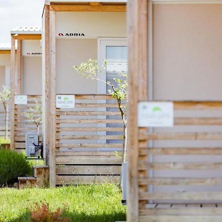 Premium Mobile Homes Istria - Camping Lanterna Porec - Luxury Mobilhome Eksteriør billede