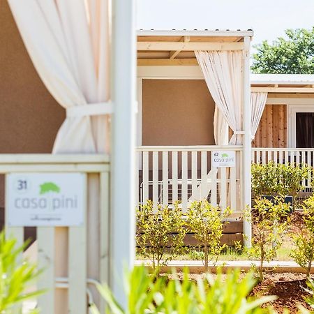 Premium Mobile Homes Istria - Camping Lanterna Porec - Luxury Mobilhome Eksteriør billede