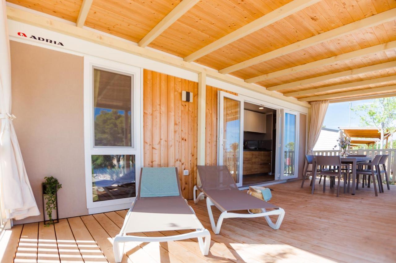 Premium Mobile Homes Istria - Camping Lanterna Porec - Luxury Mobilhome Eksteriør billede
