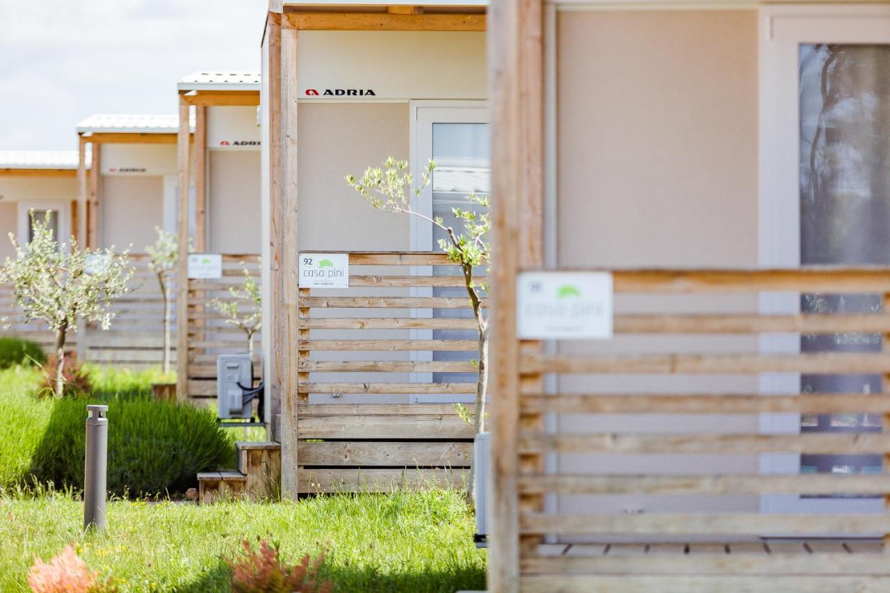 Premium Mobile Homes Istria - Camping Lanterna Porec - Luxury Mobilhome Eksteriør billede