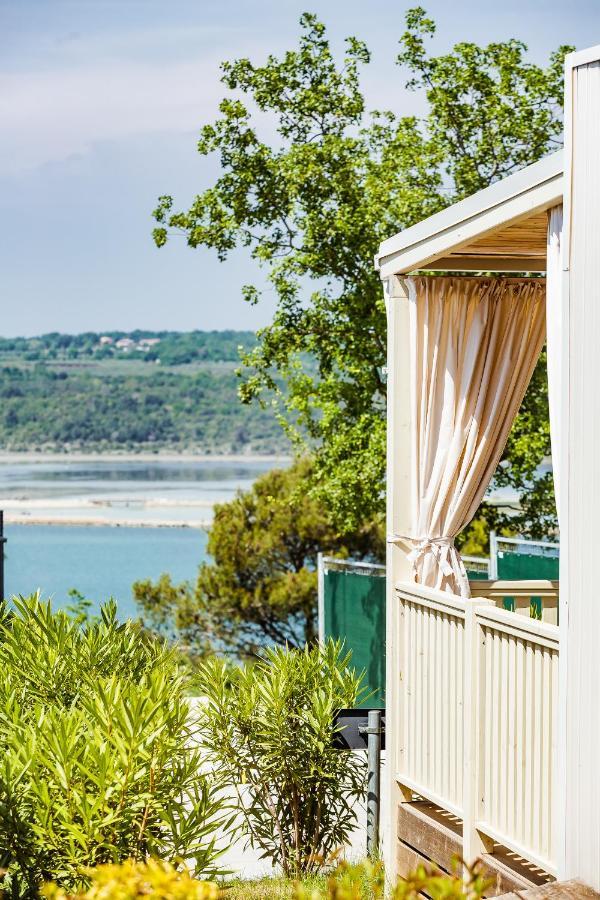 Premium Mobile Homes Istria - Camping Lanterna Porec - Luxury Mobilhome Eksteriør billede