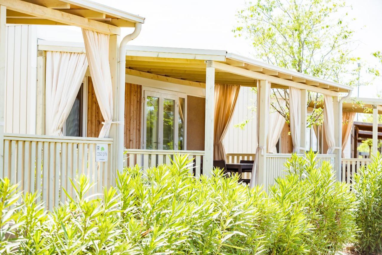 Premium Mobile Homes Istria - Camping Lanterna Porec - Luxury Mobilhome Eksteriør billede